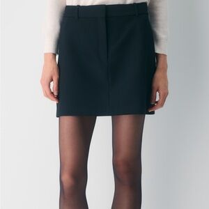 Babton Chisel Skirt - (Re)ssential